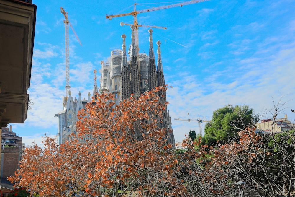 Bbarcelona Sagrada Familia Garden Apartment Eksteriør bilde