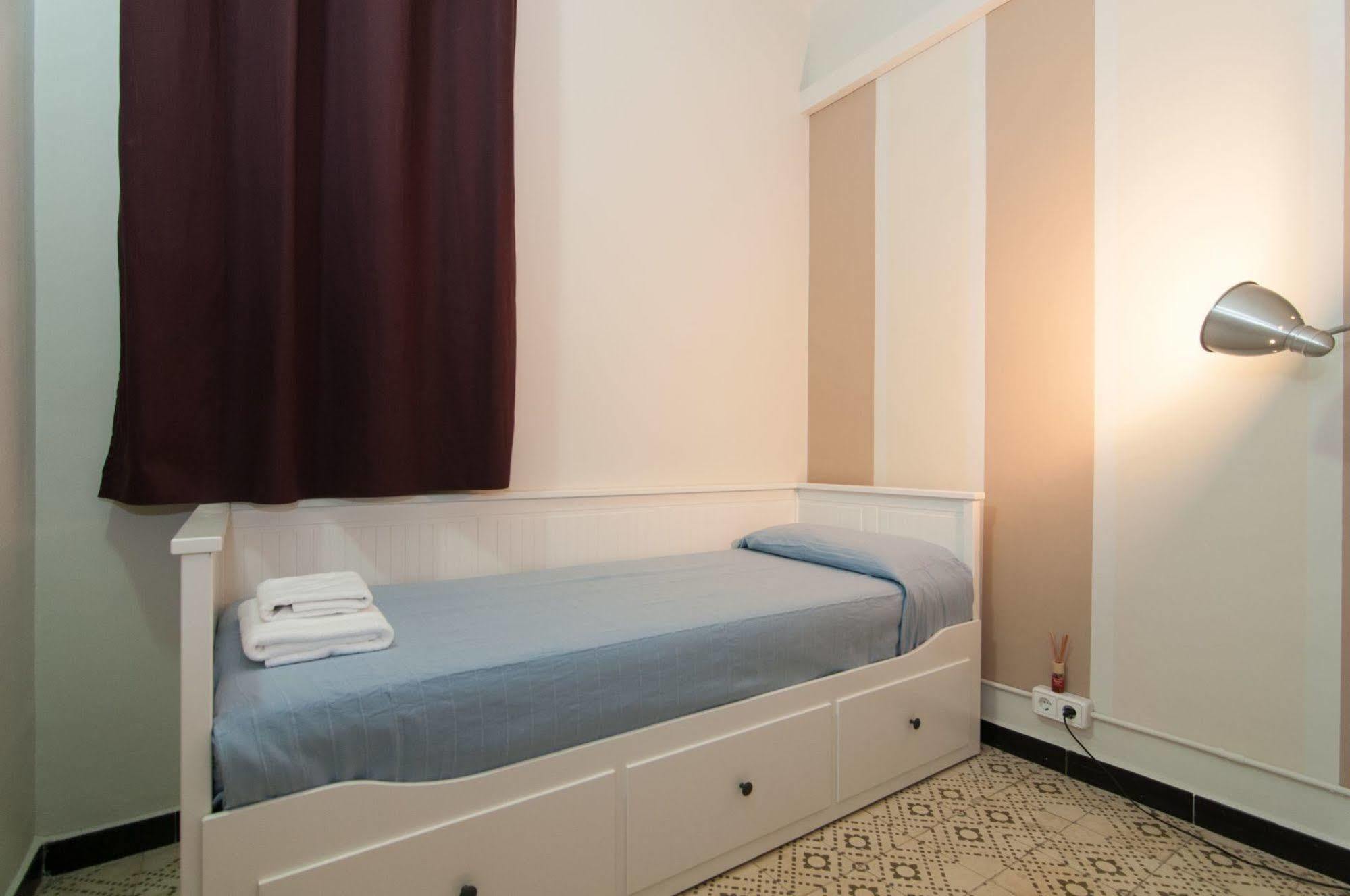 Bbarcelona Sagrada Familia Garden Apartment Eksteriør bilde